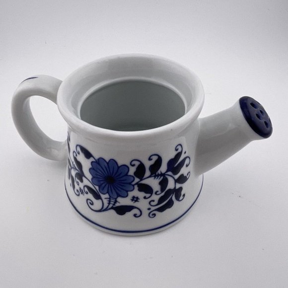 Holtkamp Greenhouses Inc. 2" Blue White Ceramic Watercan Planter‎ Succulent Pot - Picture 3 of 7